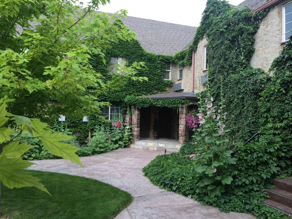 Black Swan Inn Luxurious Theme Rooms Pocatello Esterno foto